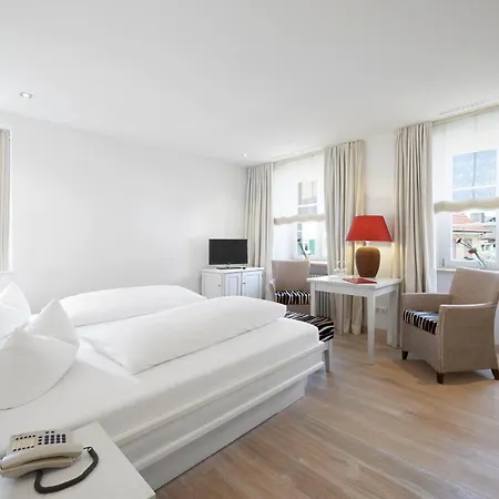 Hotel Krone 4*