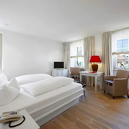 Krone 4*